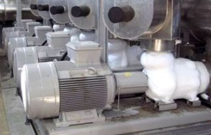 用于地层冻结系统的制冷装置